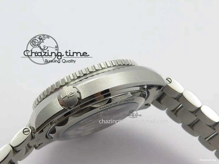 0404 Trendy 2016 Planet Ocean 43.5mm SS V6F Best Edition Black Dial On SS Bracelet A 8210